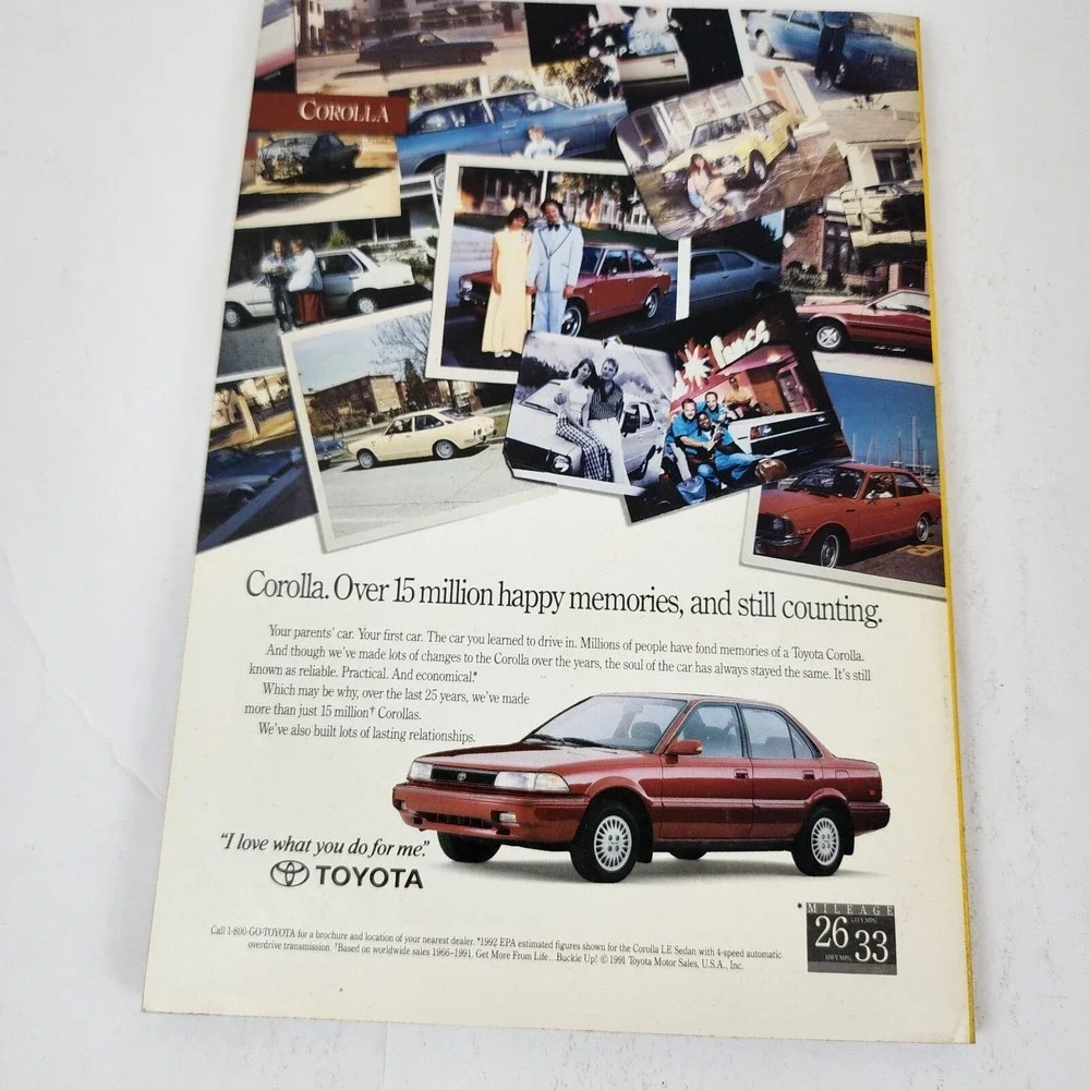 National Geographic Magazine August 1992 No Map‎